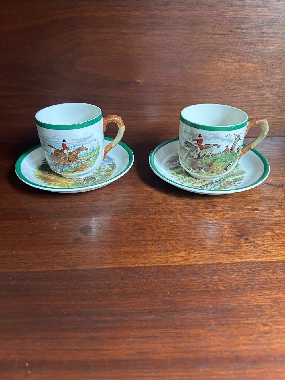 2 copeland Spode green herring hunt cups & Saucers